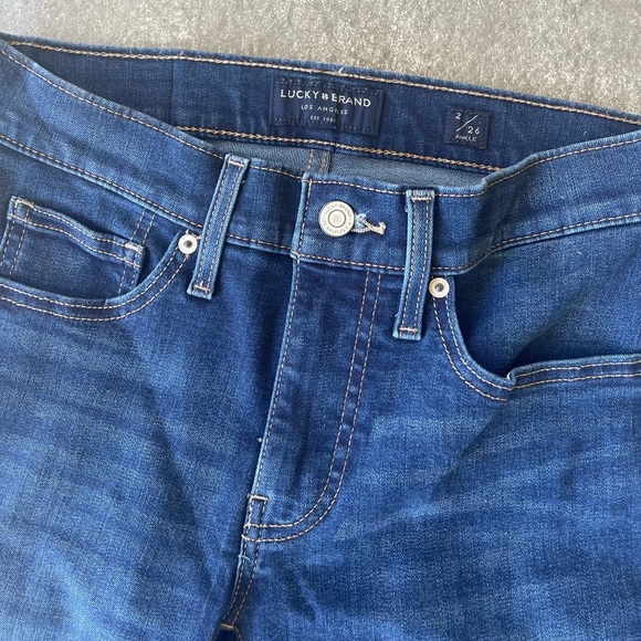 Lucky Brand Mid Rise Ava Skinny Jeans - Picture 5 of 9